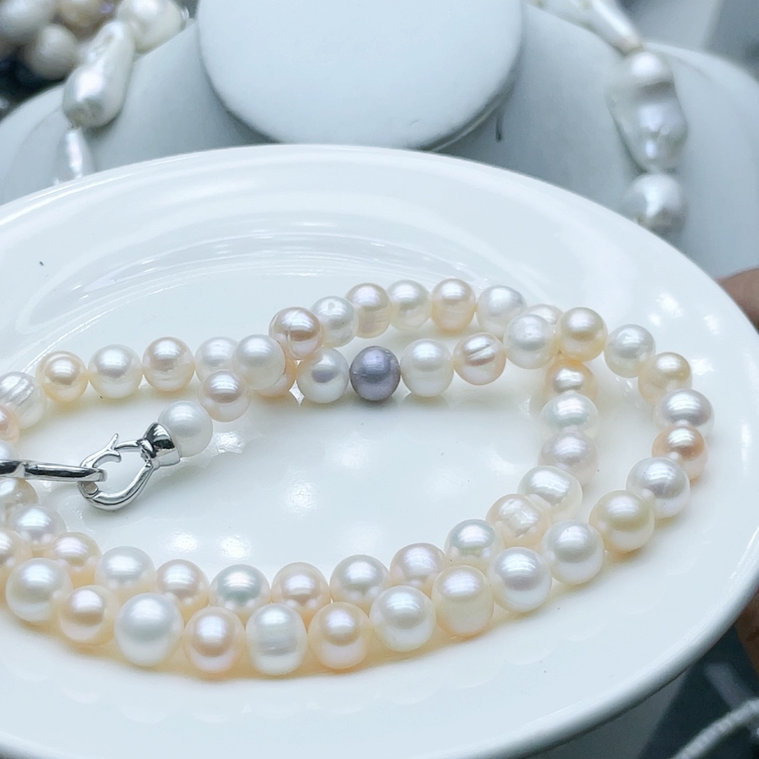 淡水珍珠颈饰钛钢