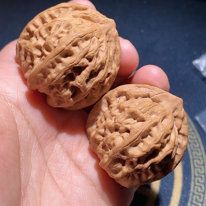 【闪购商品】文玩核桃吊坠佛肚