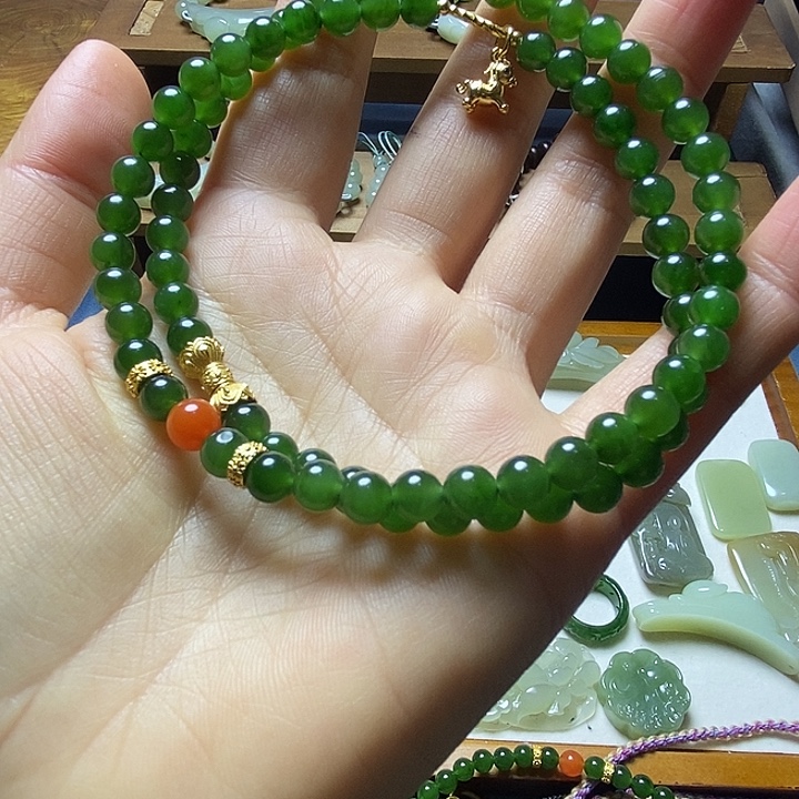 ღ****和田玉（碧玉）未镶嵌颈饰