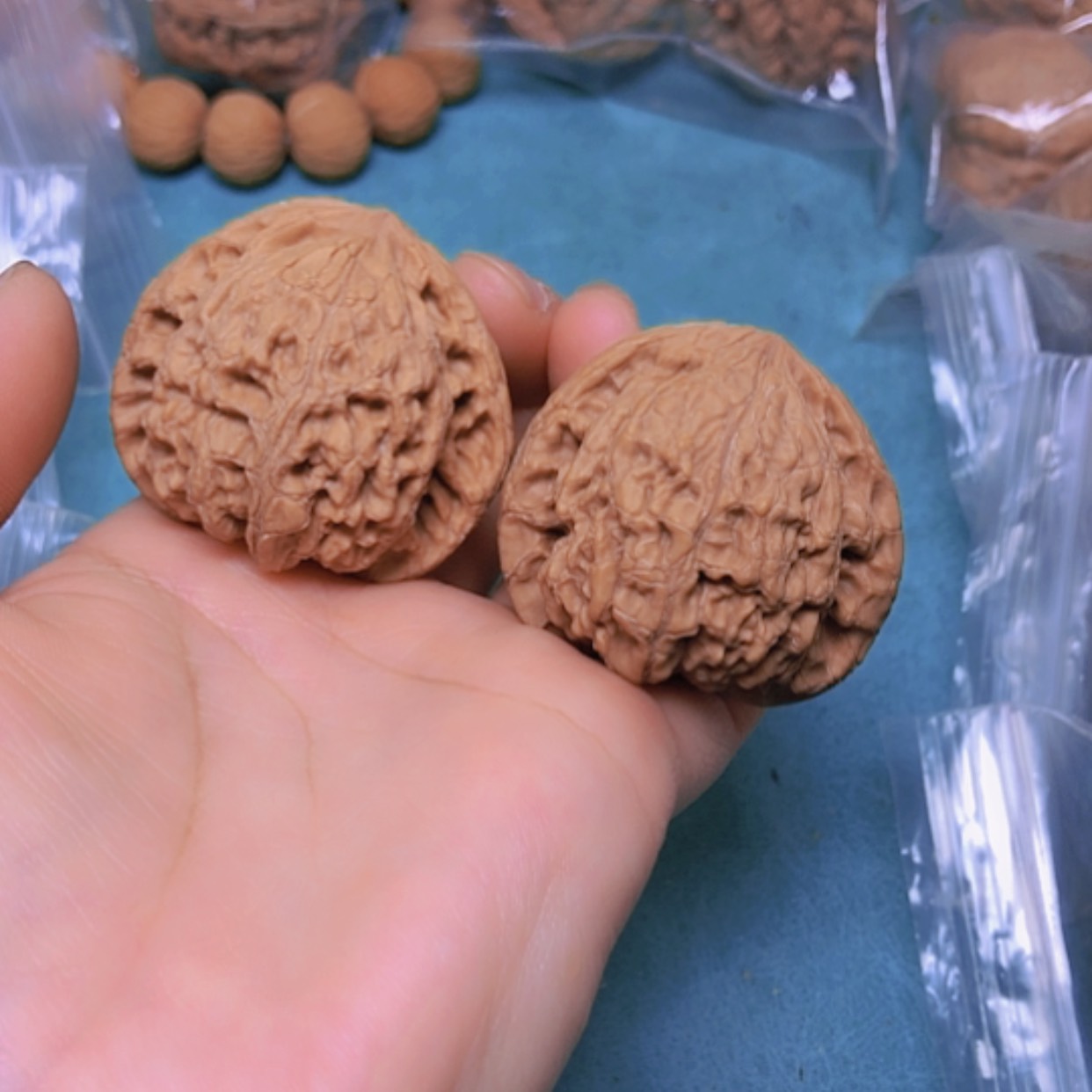 【闪购商品】把件核桃43虎头王全品