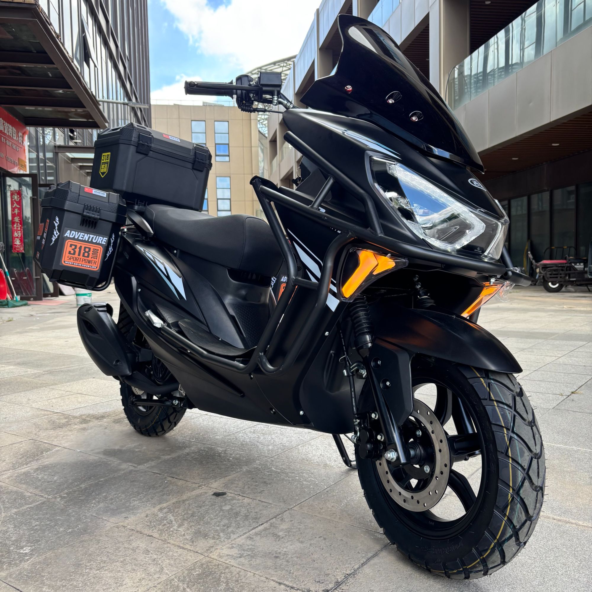 踏板摩托车2025新款途虎150风冷国四电喷踏板摩托车平踏