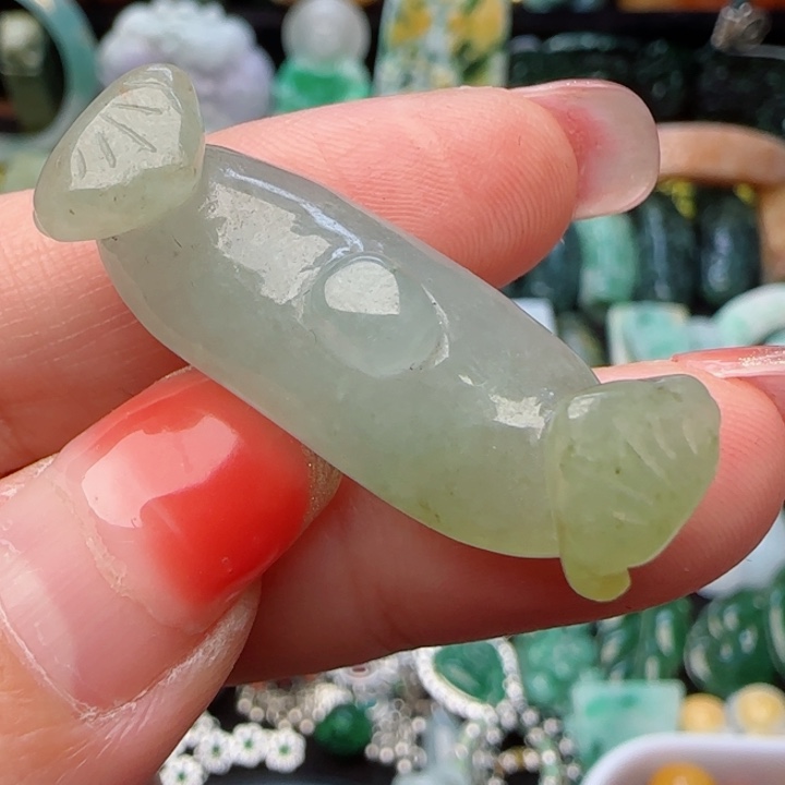 翡翠颈饰未镶嵌天然A货75