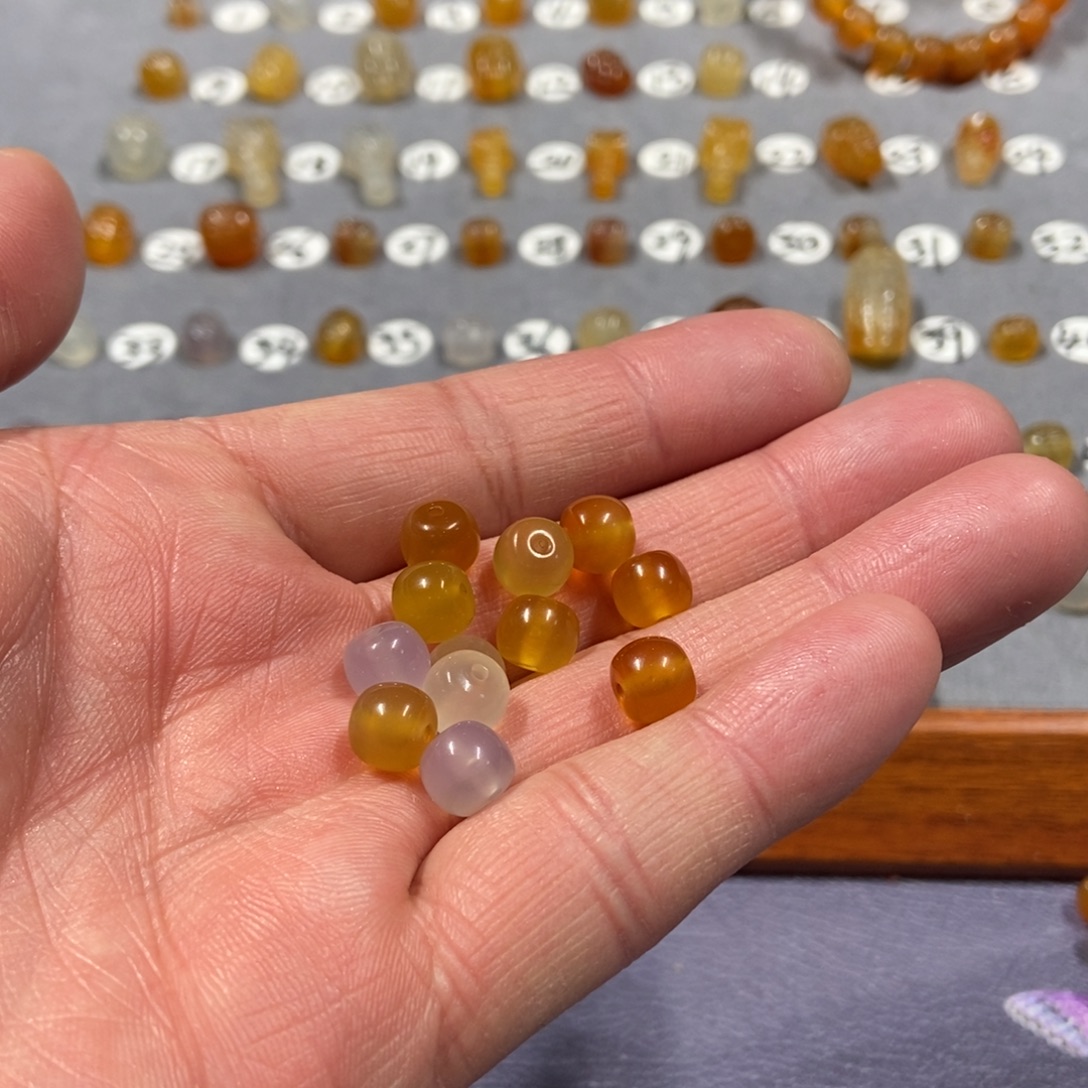 常****玛瑙/玉髓合金颈饰珠