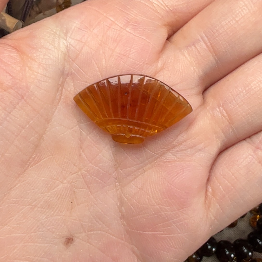 琥珀手链未镶嵌抚顺琥珀福利小挂件