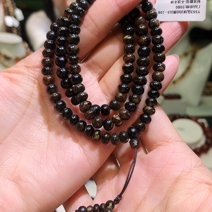 琥珀裸石未镶嵌浪琥珀