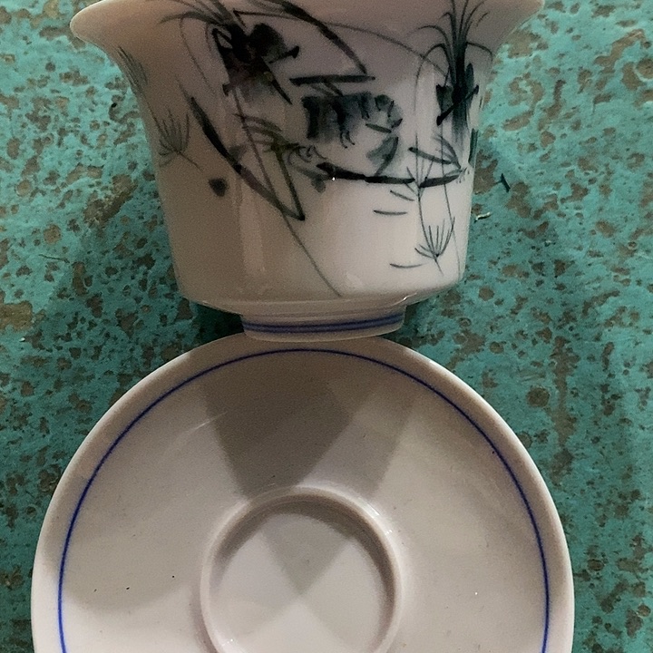 摆件陶红稀土虾盖碗