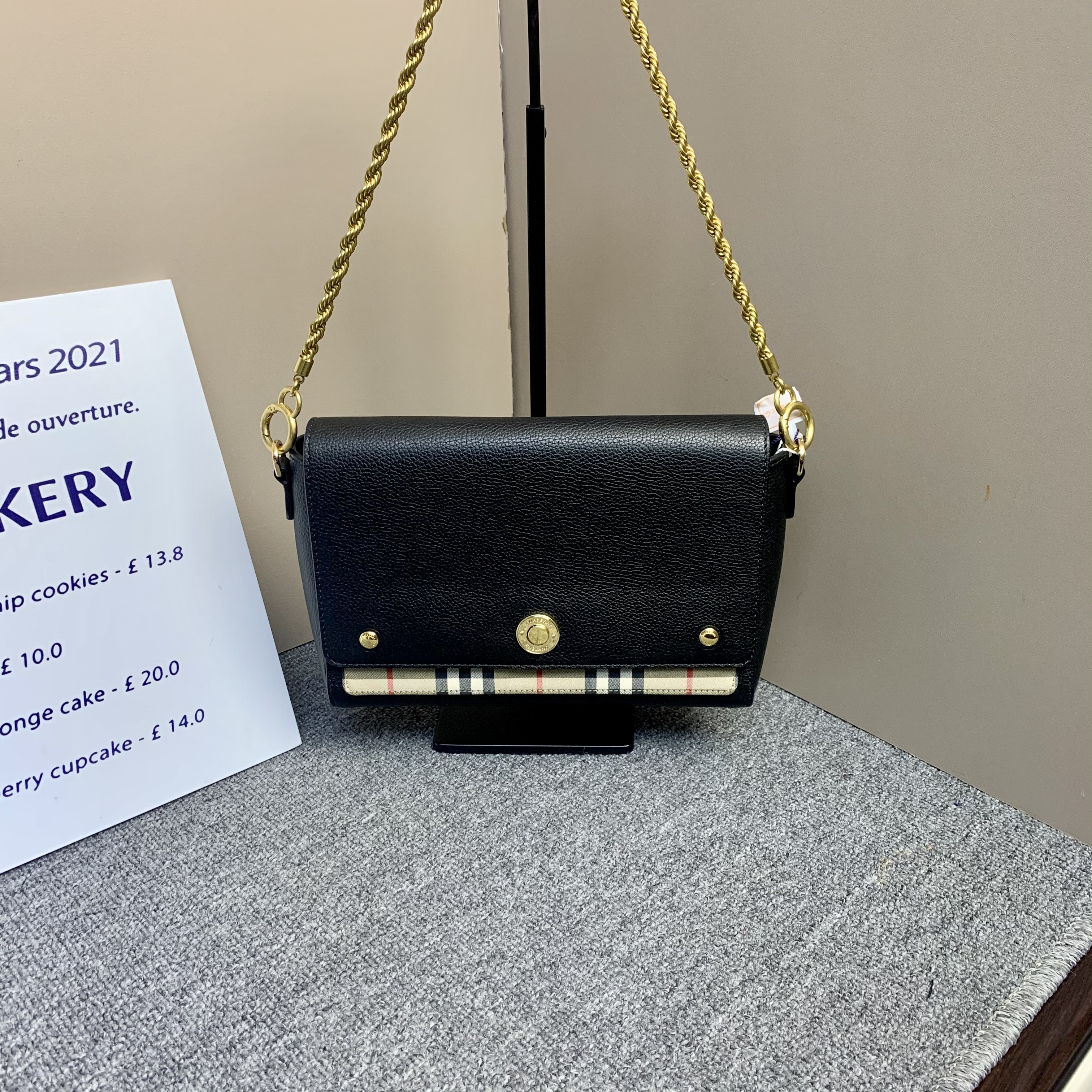 95新 BURBERRY/博柏利 博柏利腋下包/Burberry/单肩包