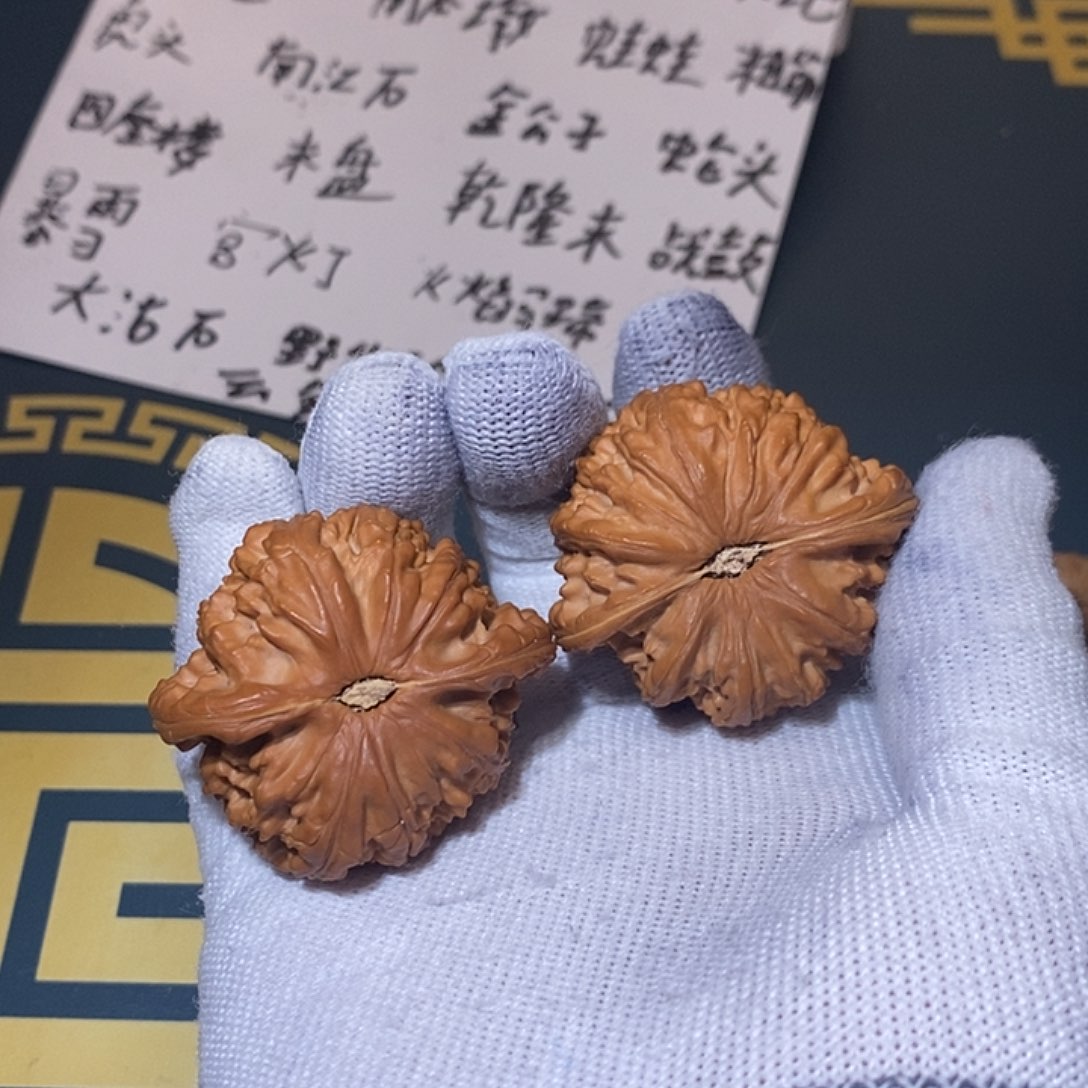 文玩核桃把件用****2白狮子