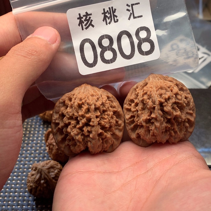 吊坠文玩核桃百花山