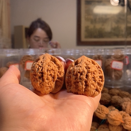 文玩核桃吊坠金*指38官帽尖有伤