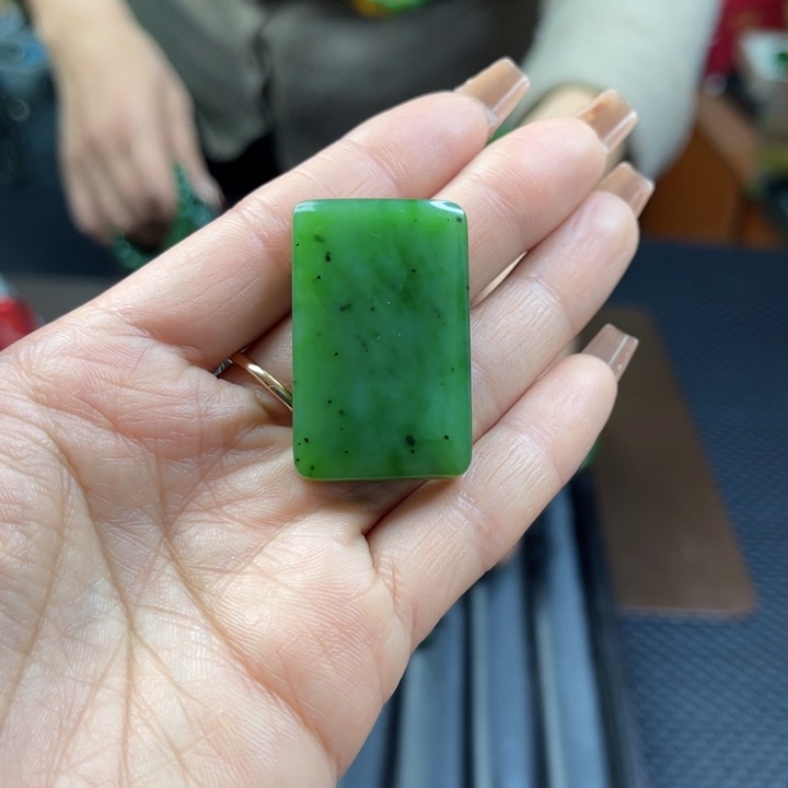 【闪购商品】和田玉（碧玉）颈饰未镶嵌