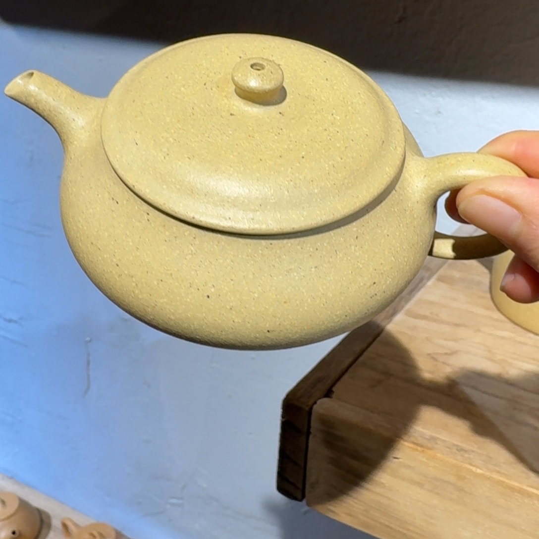 本山绿泥茶壶梨皮150毫升左右