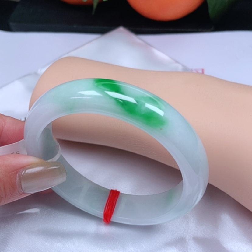 【闪购商品】翡翠手镯未镶嵌，