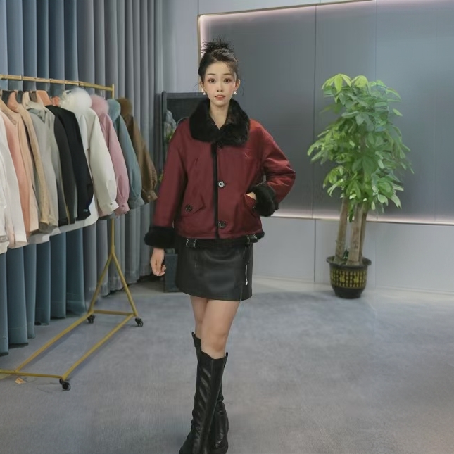 新款两面穿 2025年秋冬季高档海宁女装 加厚保暖 时尚外套