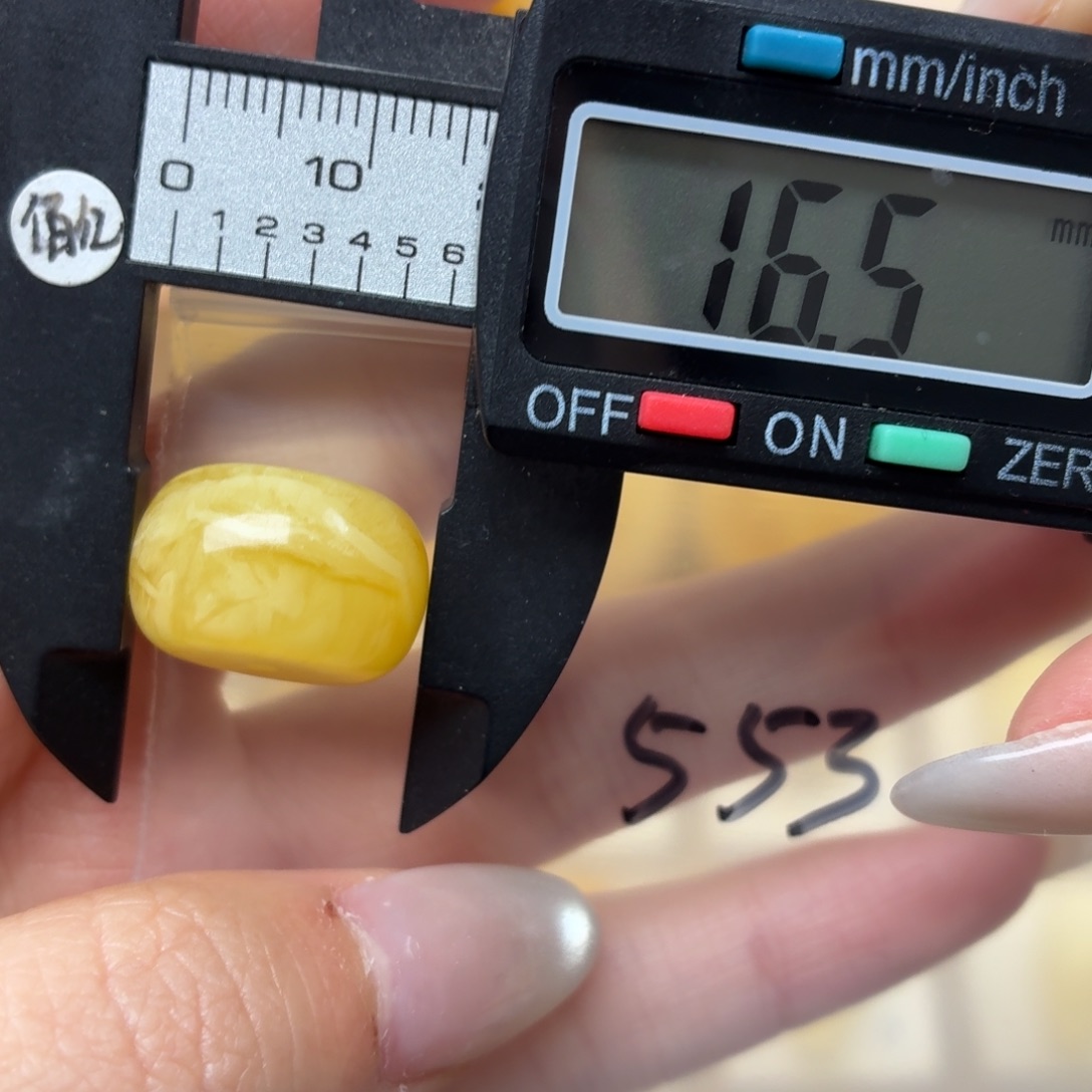 ****机蜜蜡未镶嵌裸石蜜蜡