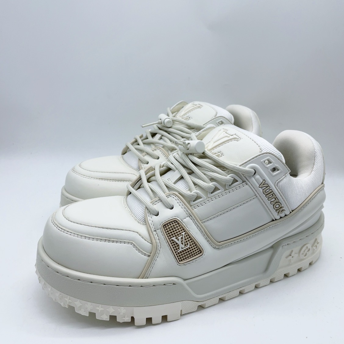 95新 LouisVuitton/路易威登 38码白色胖丁my333