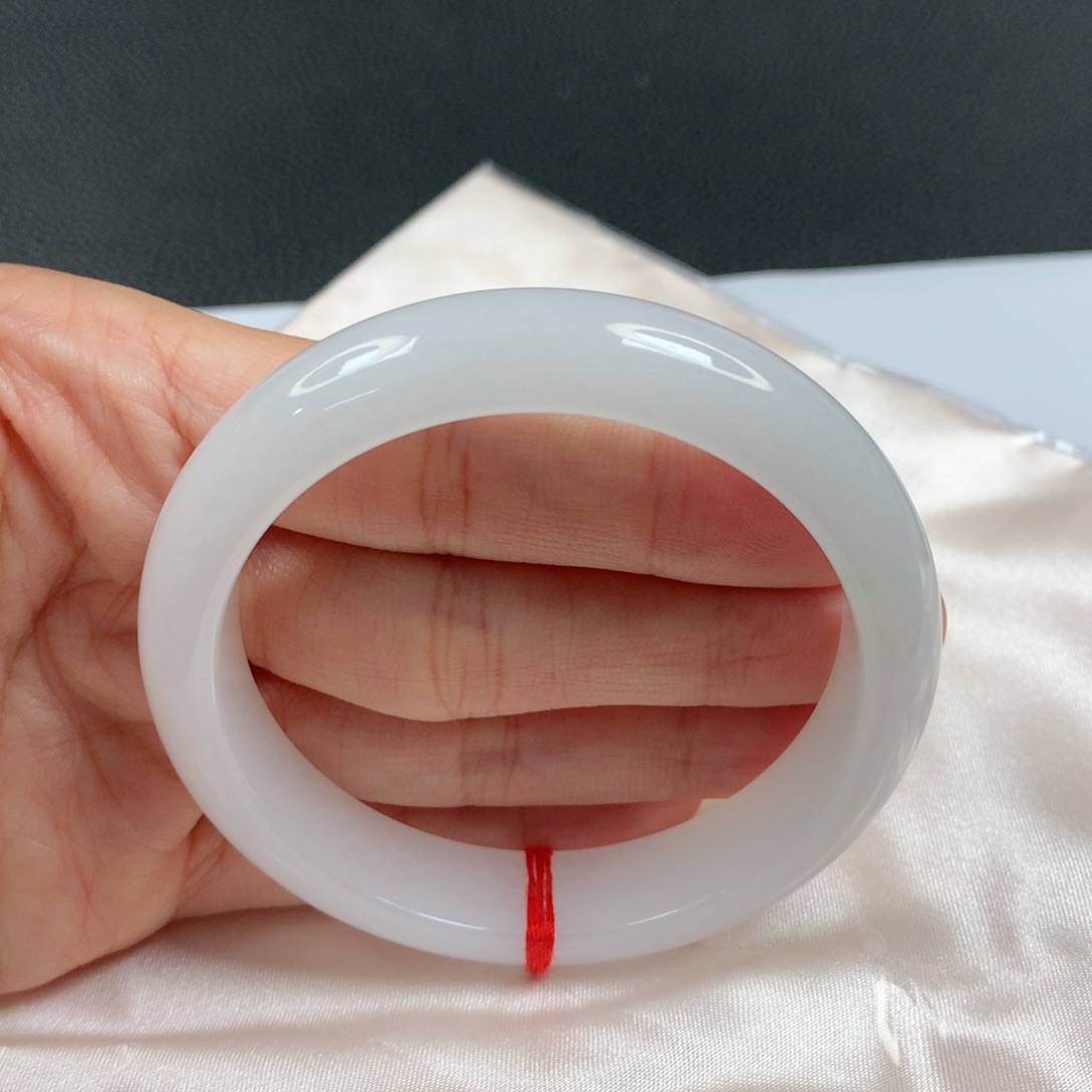 翡翠手镯未镶嵌天然57圈