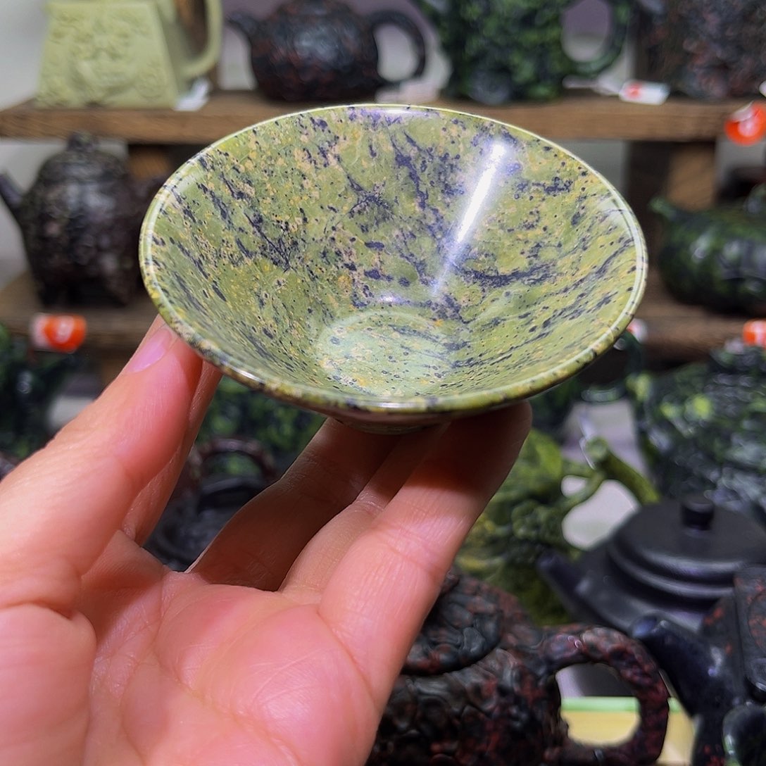 石材藏玉药王石精品杯