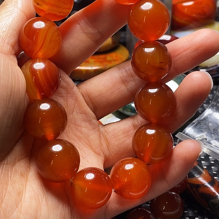 百***通玛瑙/玉髓颈饰未镶嵌