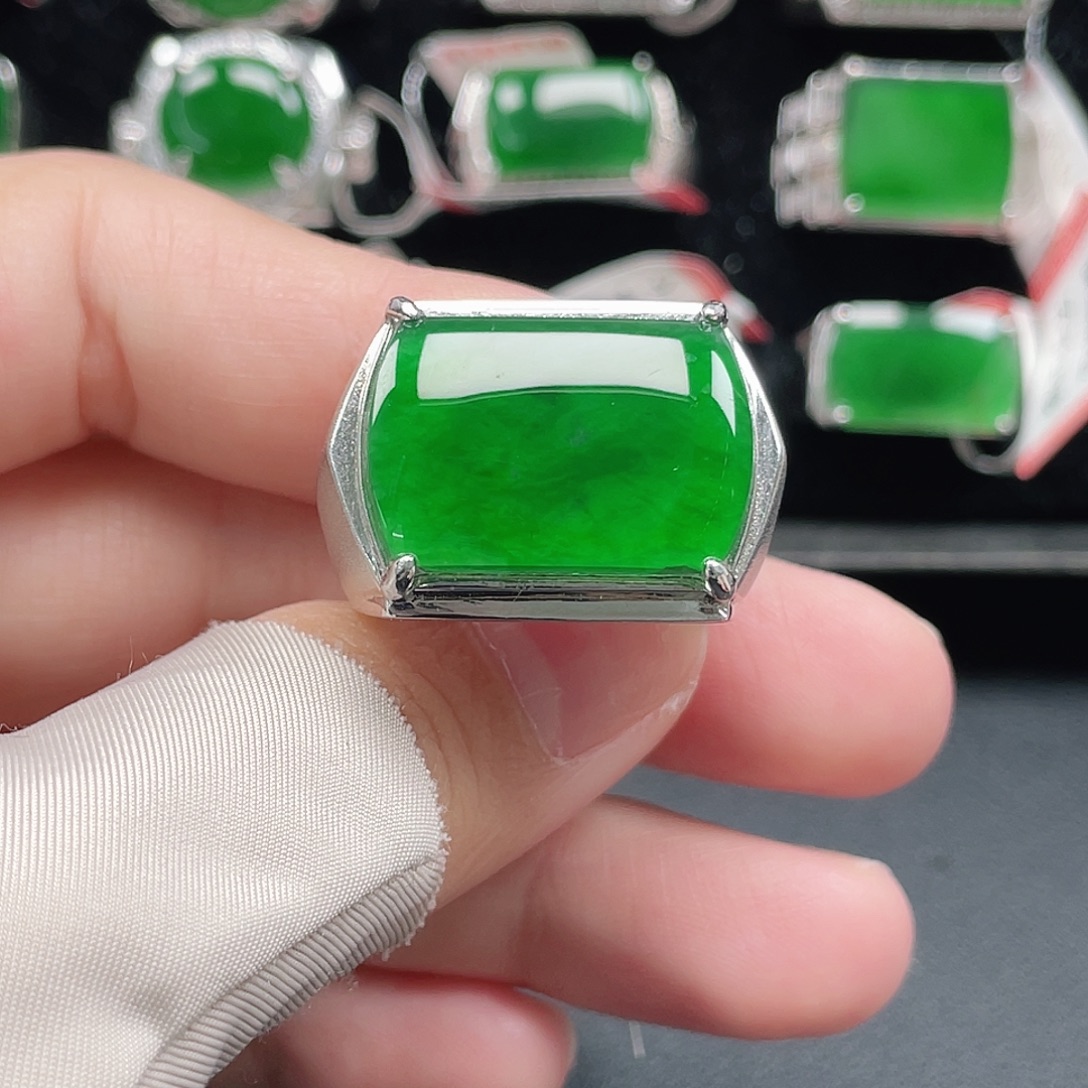 翡翠银S925镶嵌戒指天然A货翡翠没运费险3224