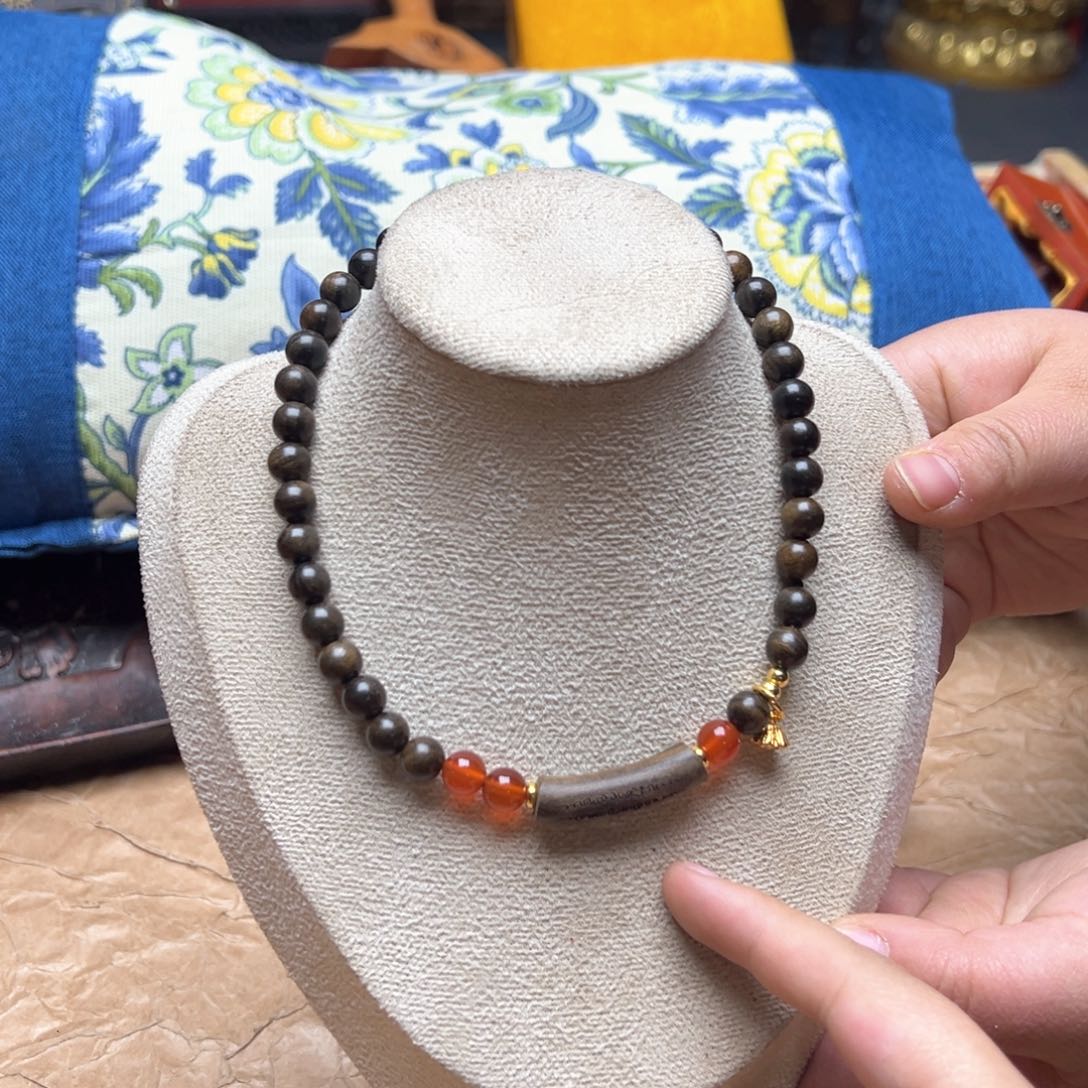 大叶紫檀（黑酸枝木类）