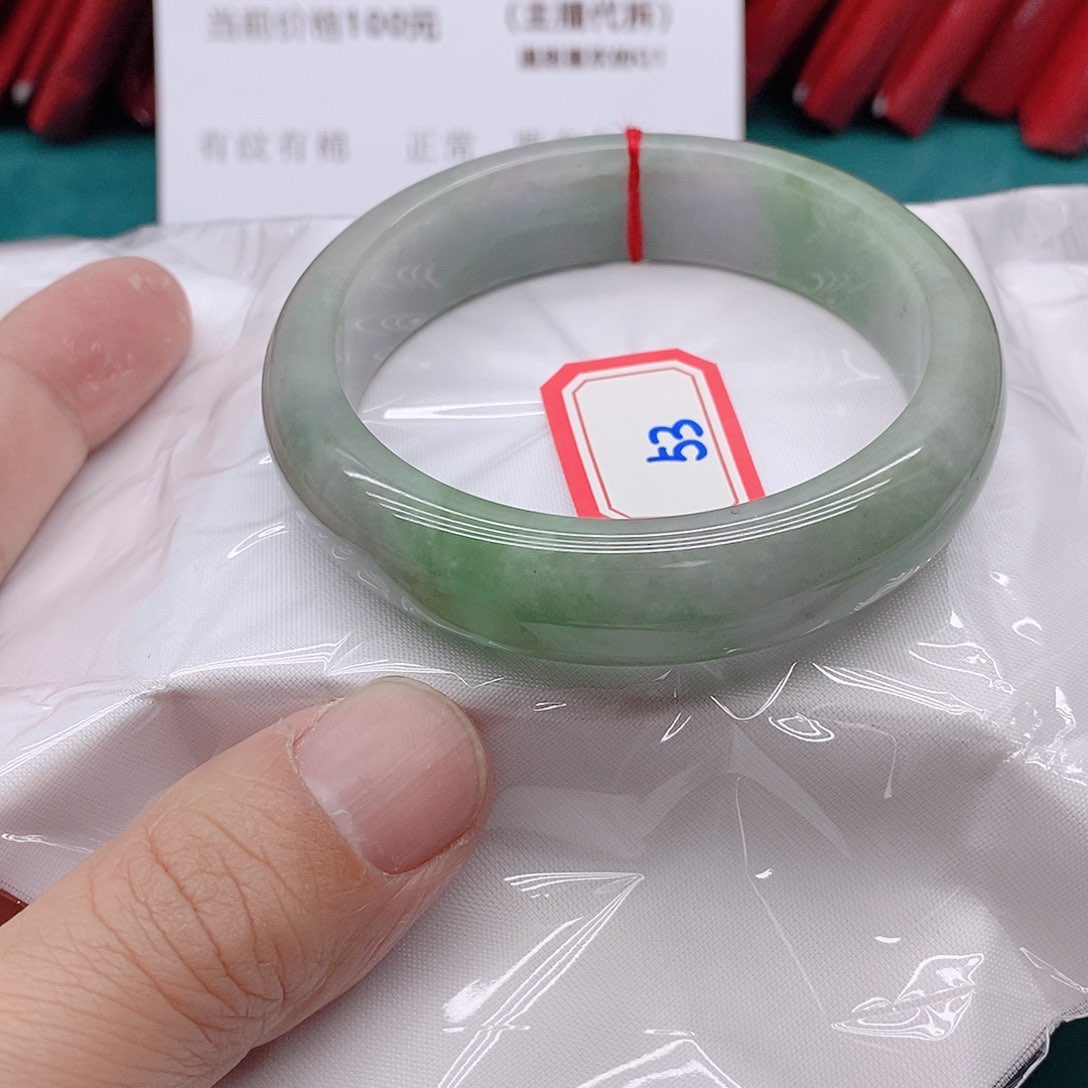 翡翠手镯未镶嵌&****^5333333333