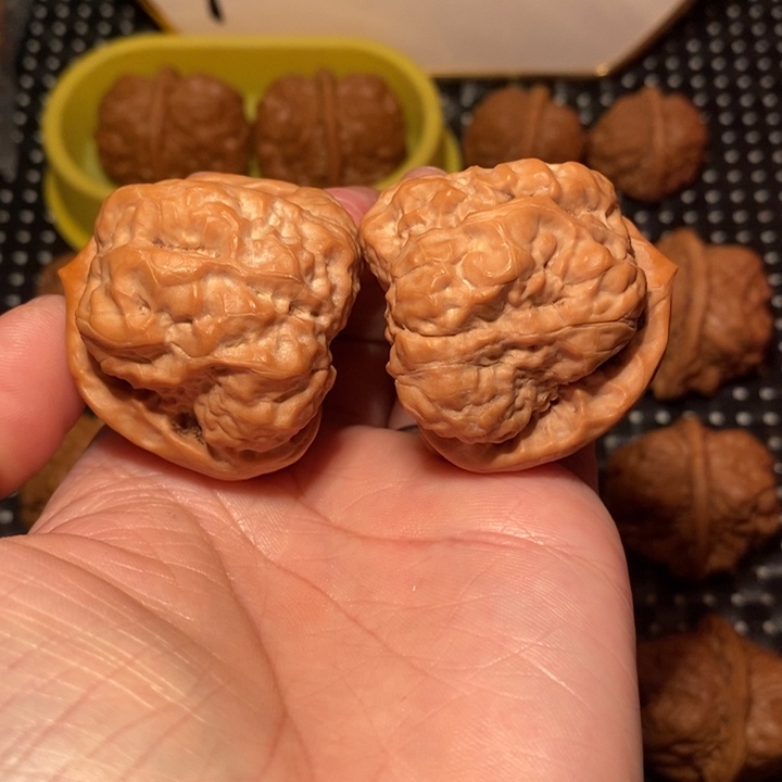 把件文玩核桃三角蛙细腰超大腿