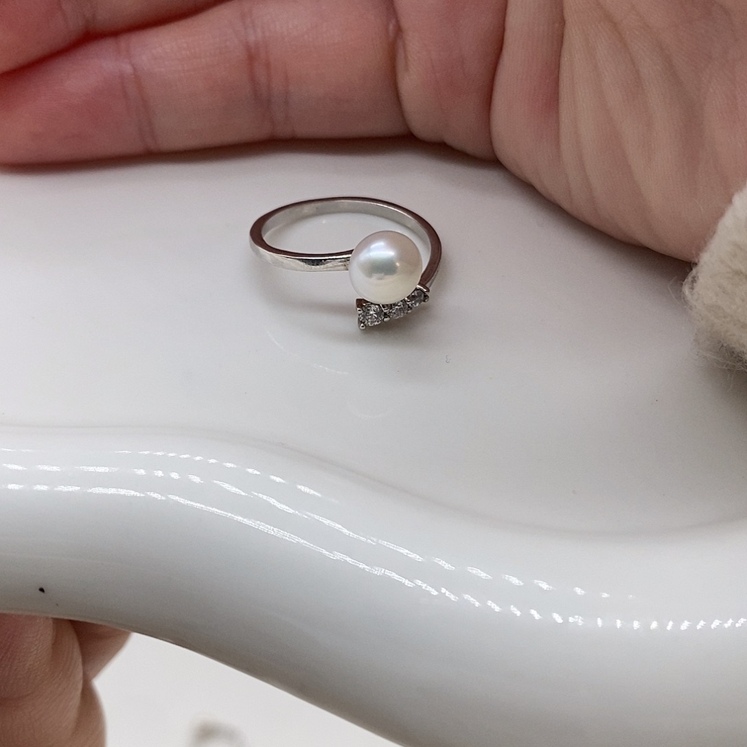 银S925镶嵌淡水珍珠手绳