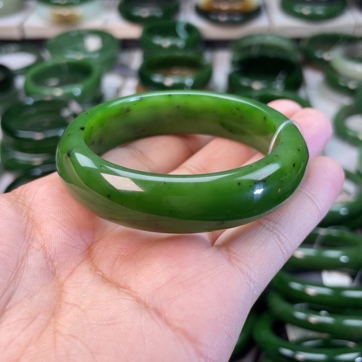 和田玉（碧玉）手镯未镶嵌喜**玉
