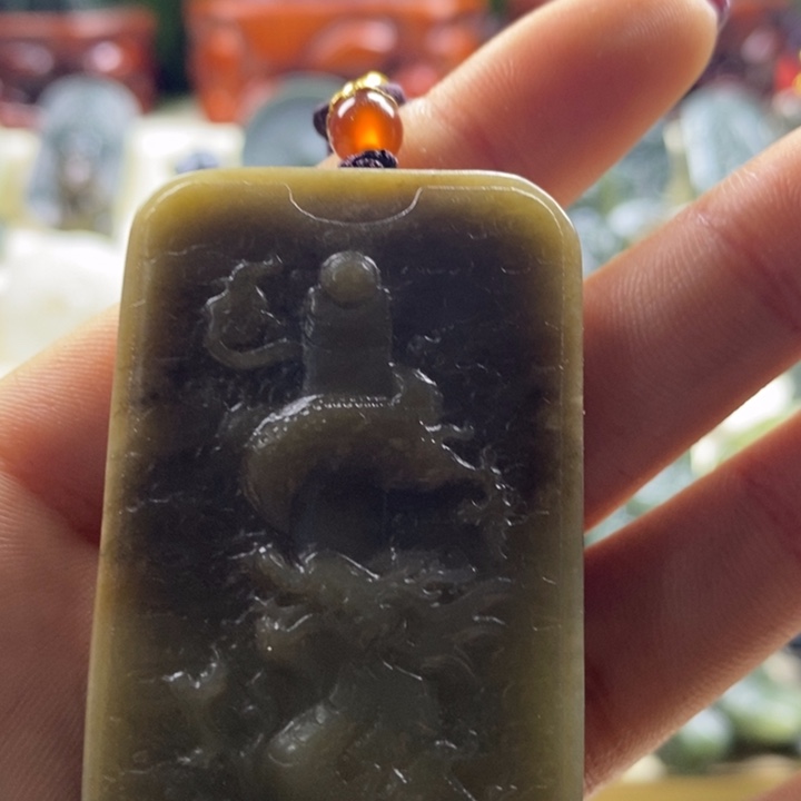 和田玉颈饰未镶嵌