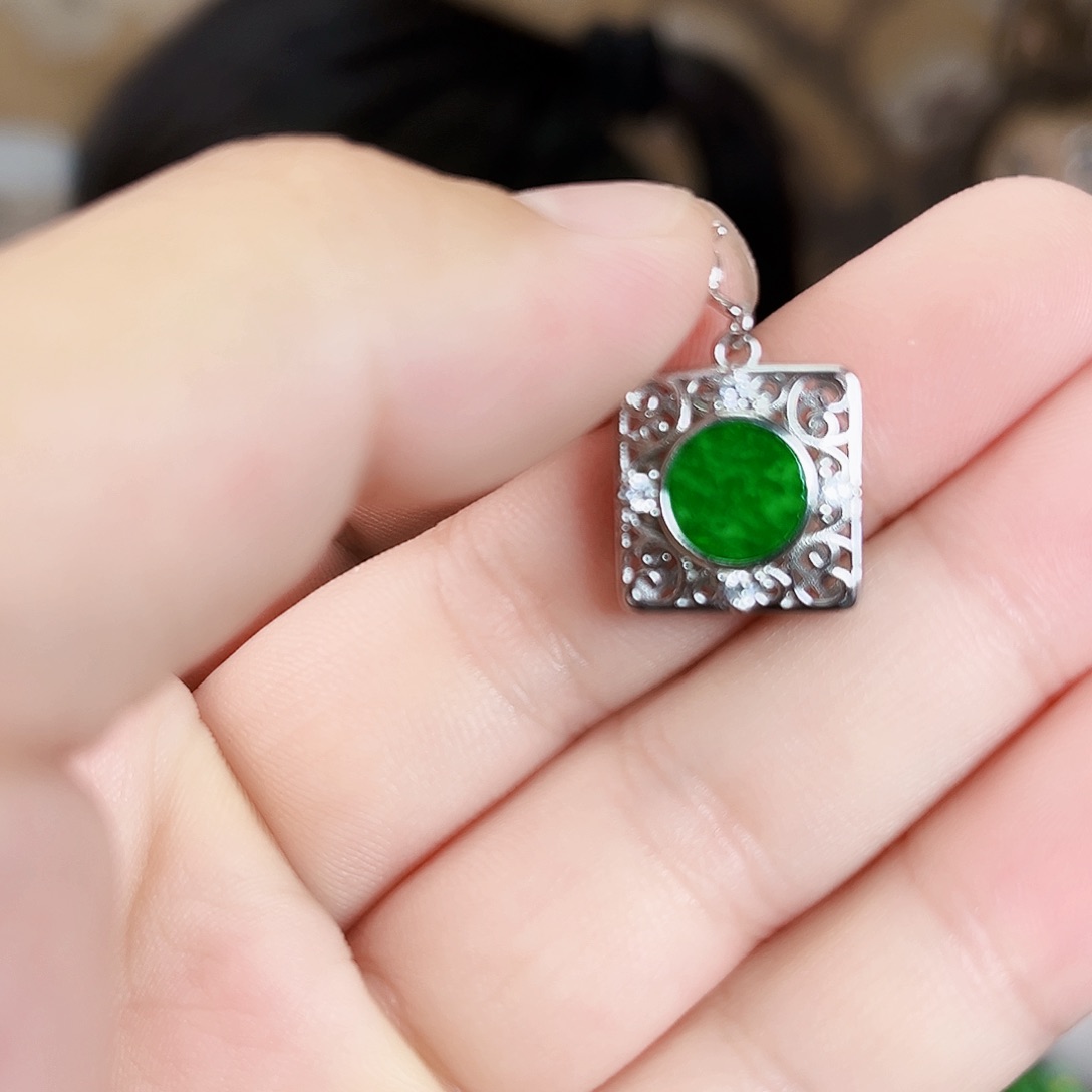 翡翠银S925镶嵌颈饰吊坠