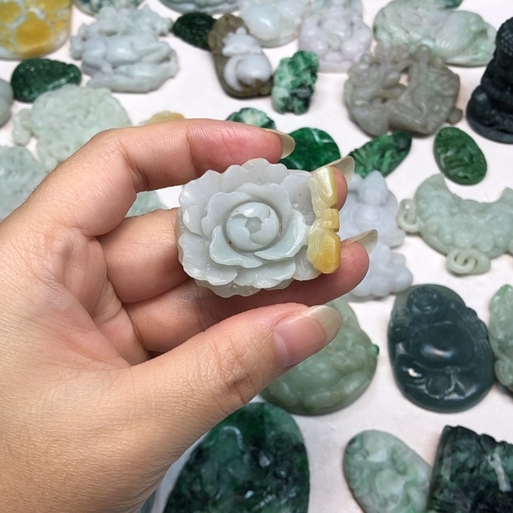 定制翡翠未镶嵌翡翠