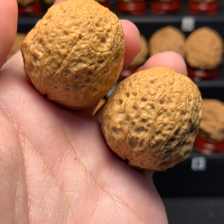 文玩核桃把件水晶球39尺寸