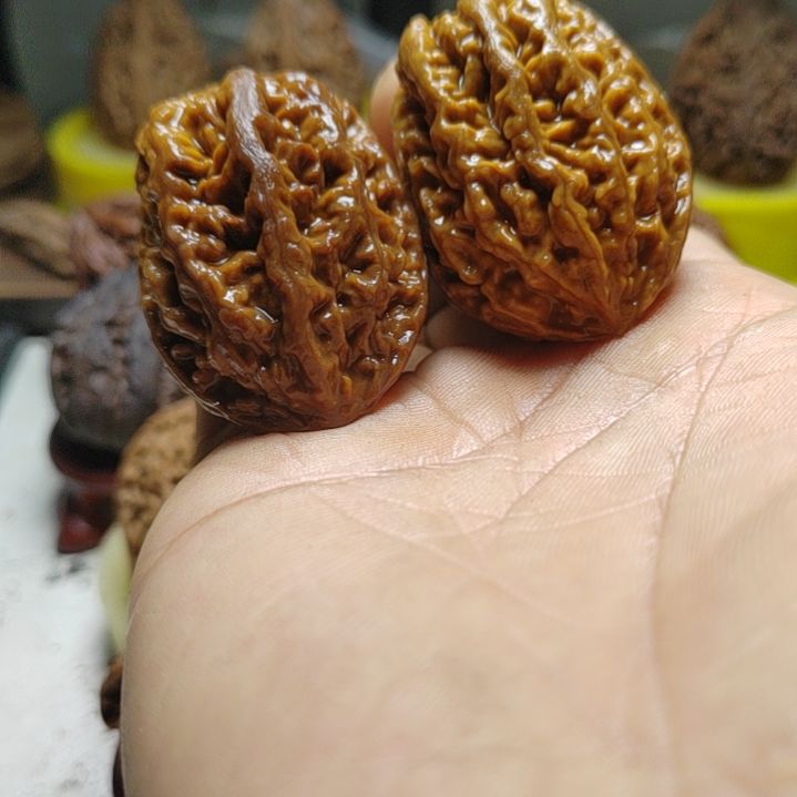 文玩核桃把件锤子底大梭子