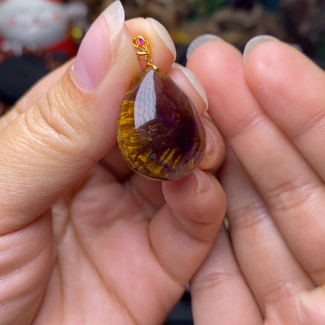 水晶A024极光金多多水滴吊坠18K金镶嵌