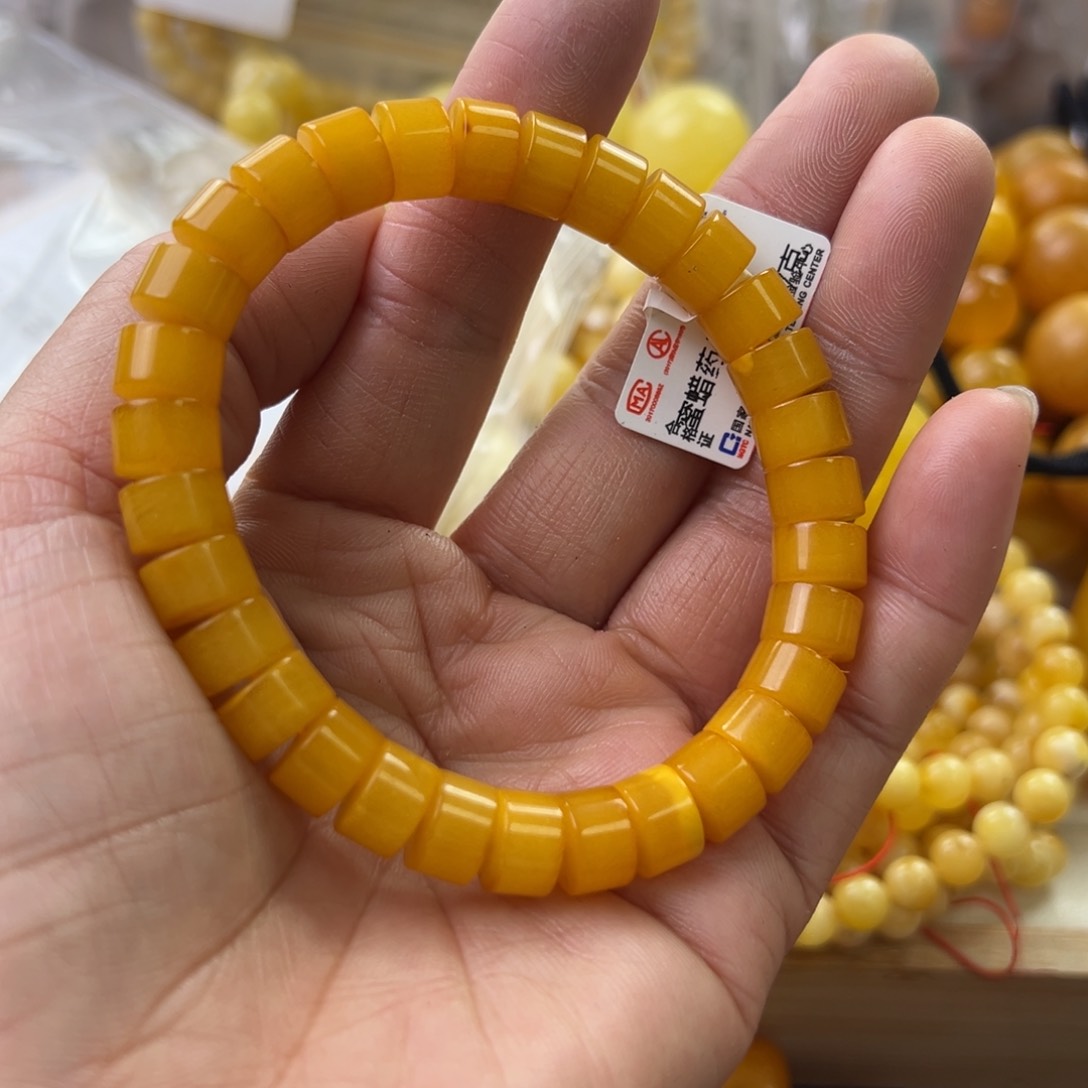 琥珀珠宝奇石未镶嵌