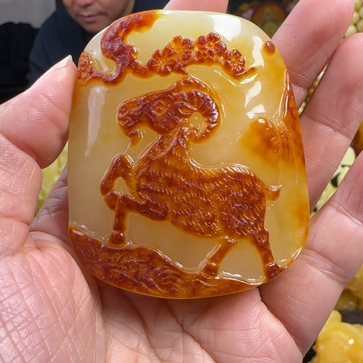 蜜蜡珠宝奇石未镶嵌