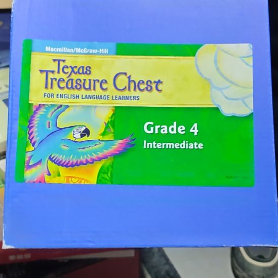 GRADE 4 一箱子30本库存书