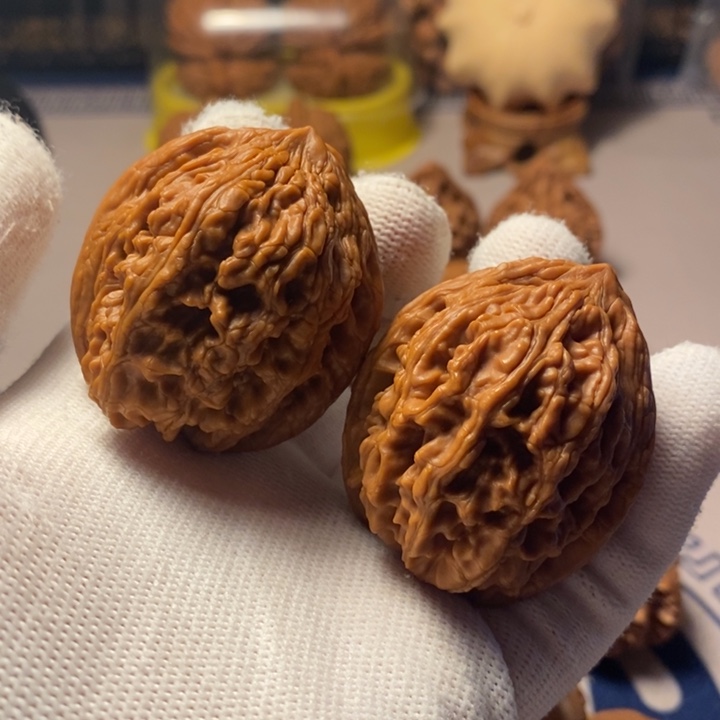 吊坠文玩核桃?***名40.5大古石