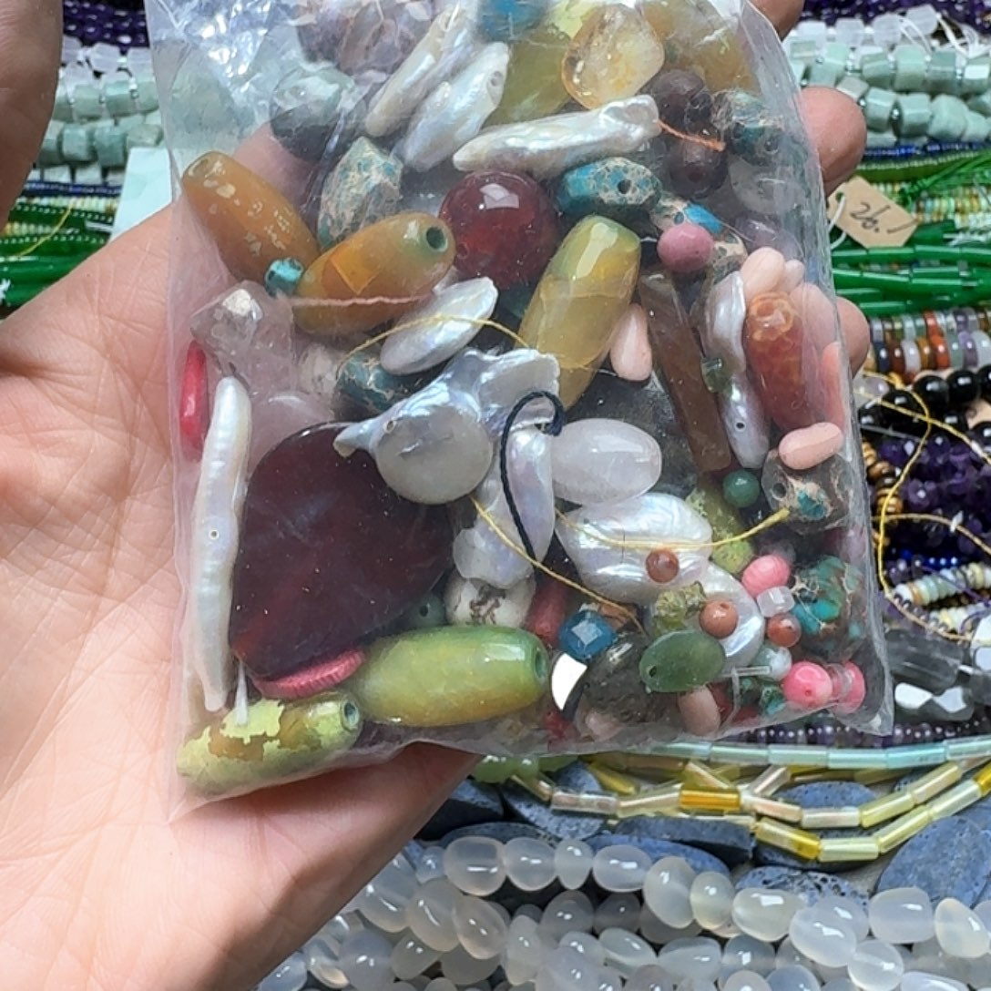玛瑙/玉髓未镶嵌珠宝半成品一包散珠