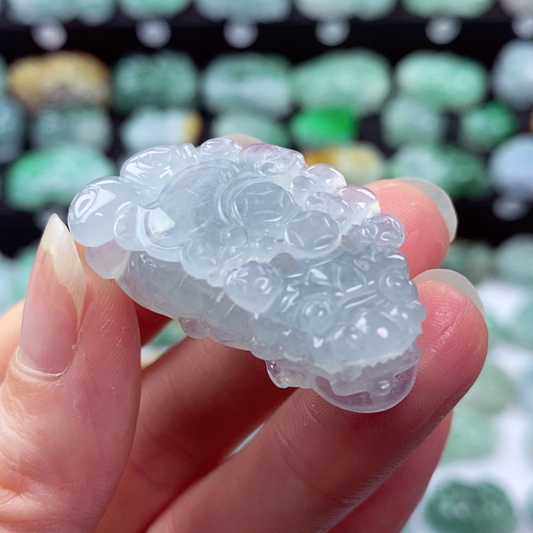 翡翠颈饰未镶嵌天然