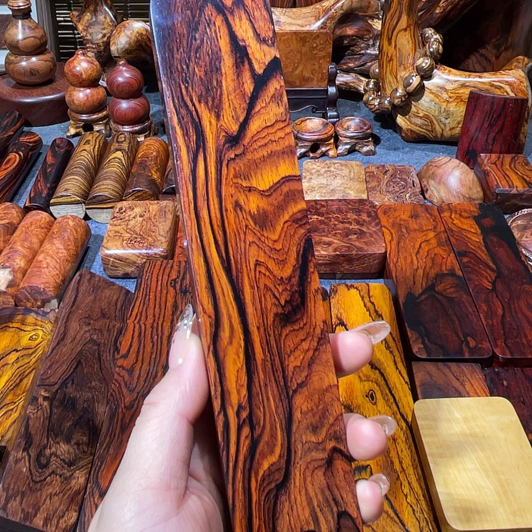 东***园镇尺一物一拍直播间