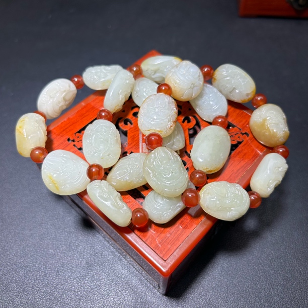 新疆和田玉 财神手串 七颗 一物一证支持复检 拍一发一多样性发货