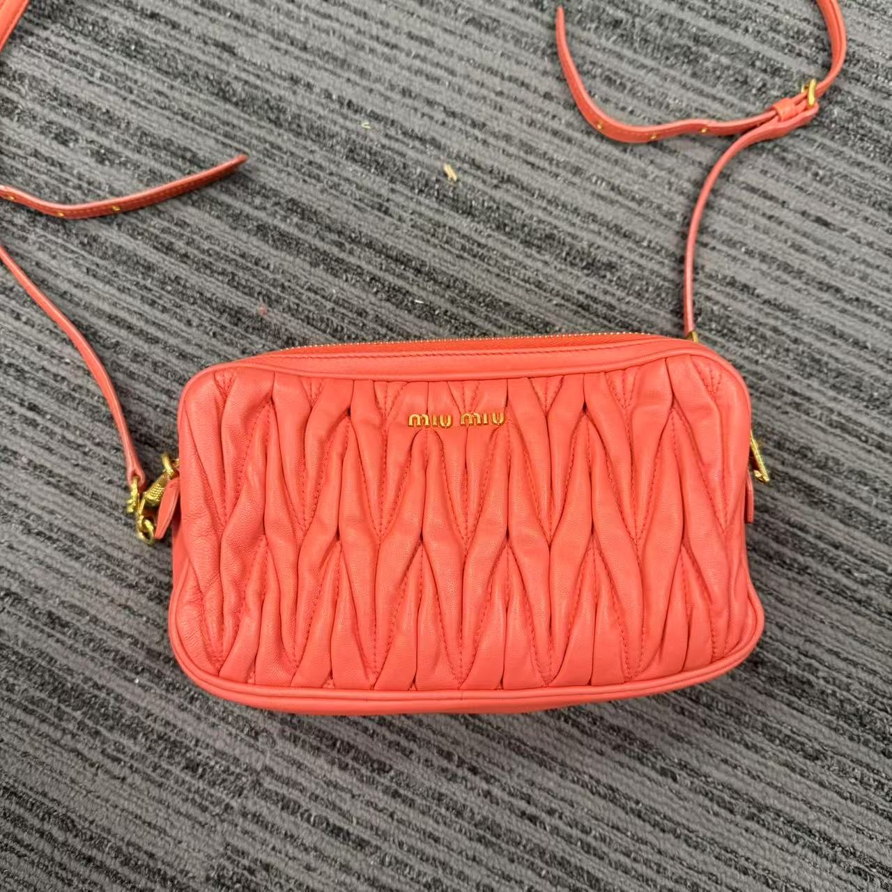 95新 MIU MIU/缪缪 09009缪缪包单肩包/非真假不退补不换