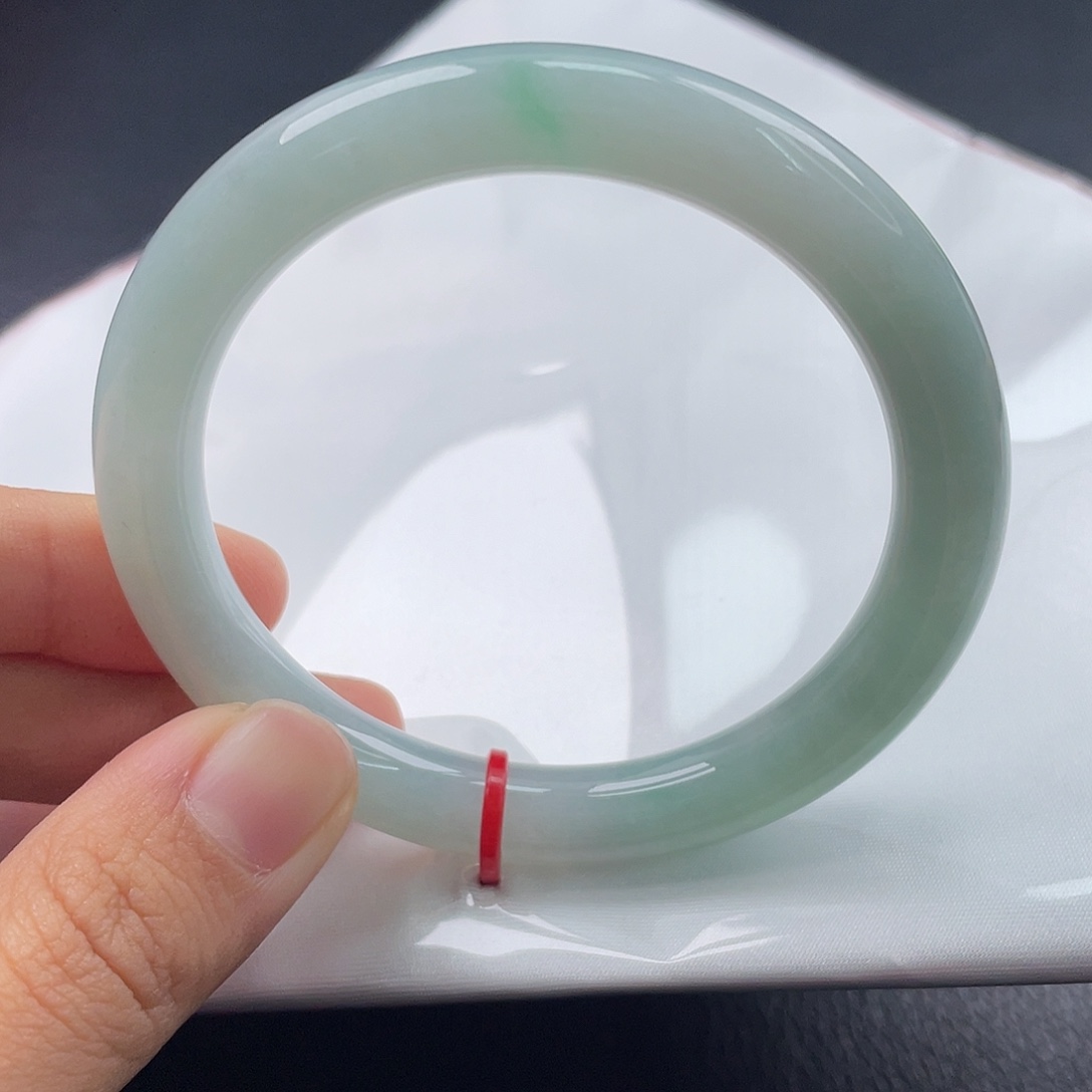 翡翠未镶嵌手镯（圆镯）5455圈