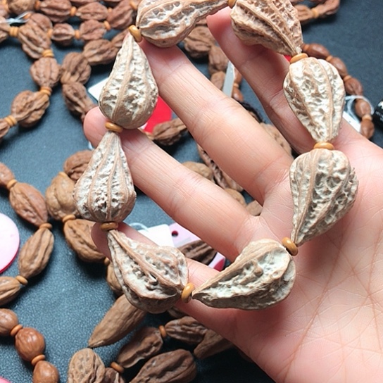 文玩核桃手串小雪8