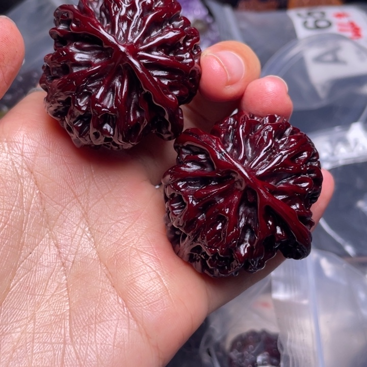 文玩核桃把件苹果园