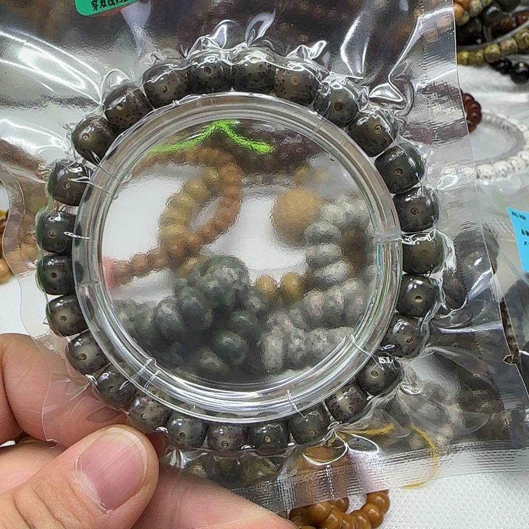 星月菩提手串14传说变态绿星月菩提98单圈