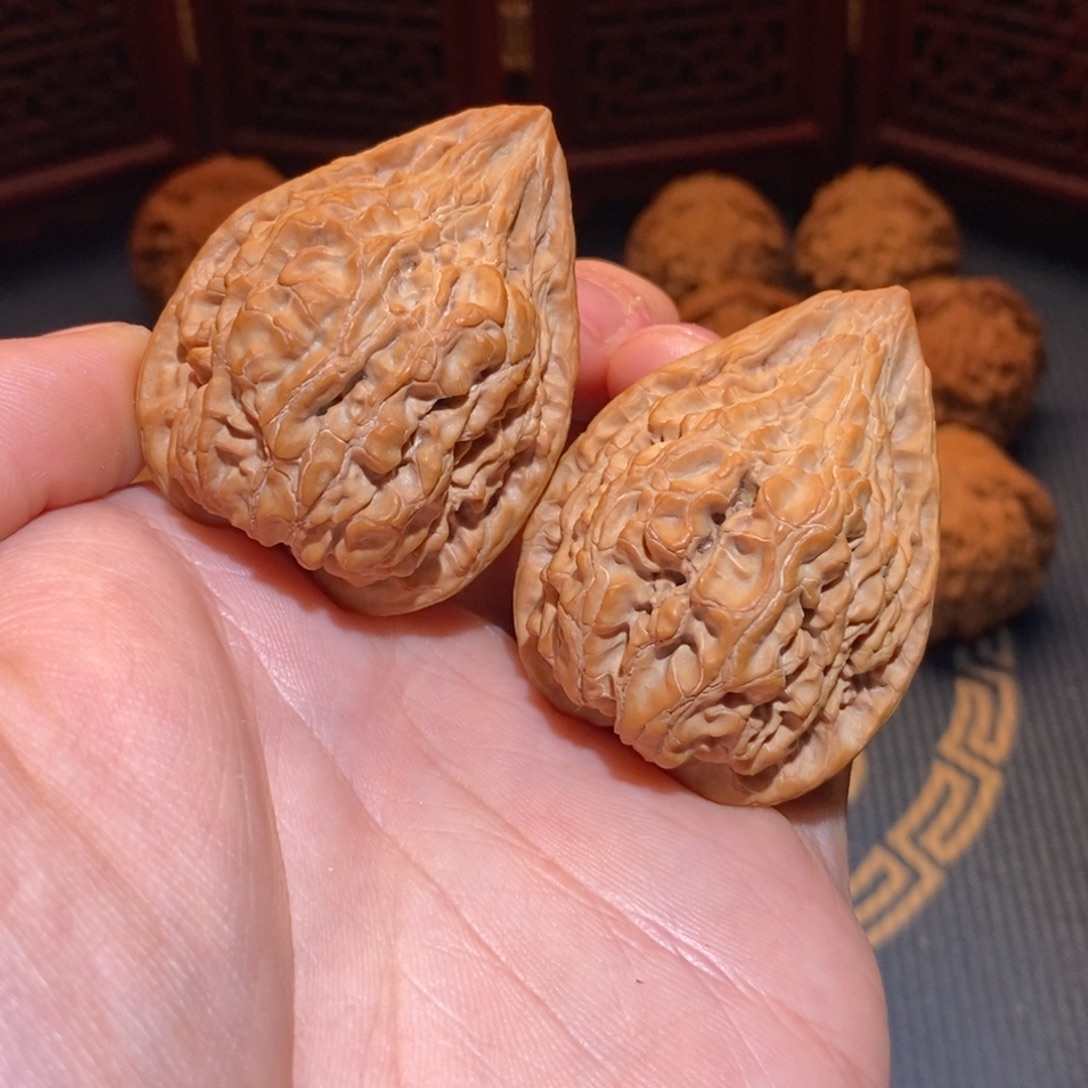 38尺 全品白茬  苹果变异 坐佛