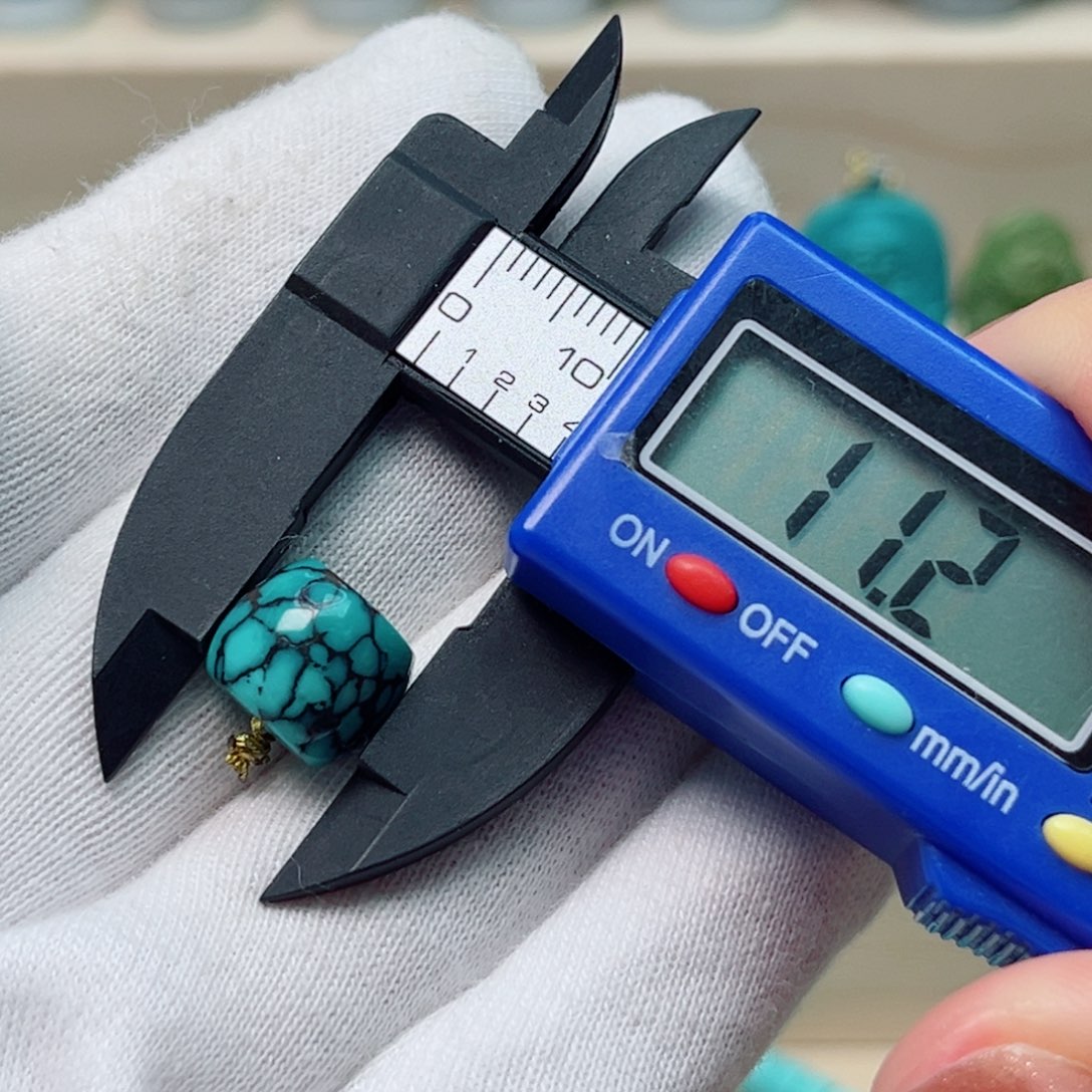 绿松石珠宝未镶嵌